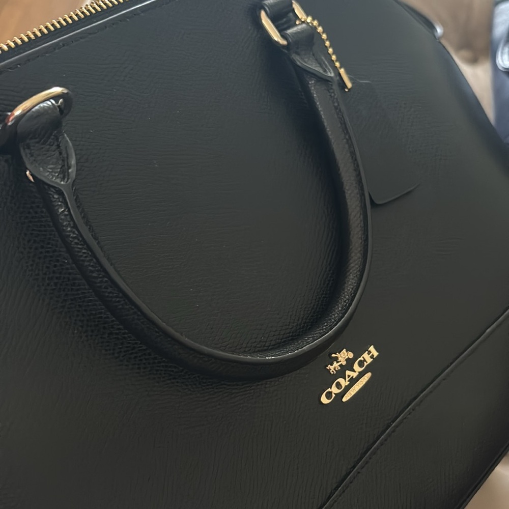 Beautiful very gently used coach tote - Picture 6 of 9